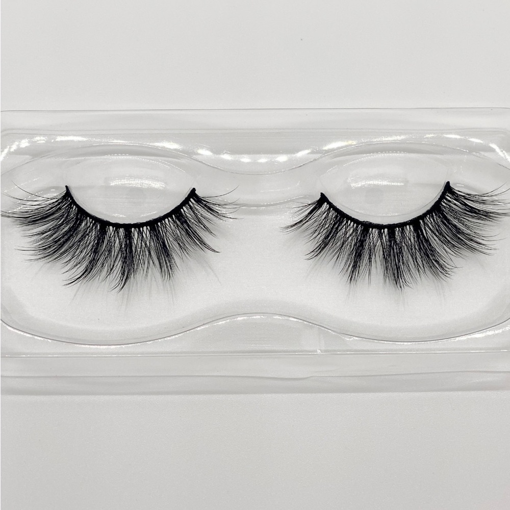 3D Faux Mink Wispy Eye Lashes (NEW) Style: Stella